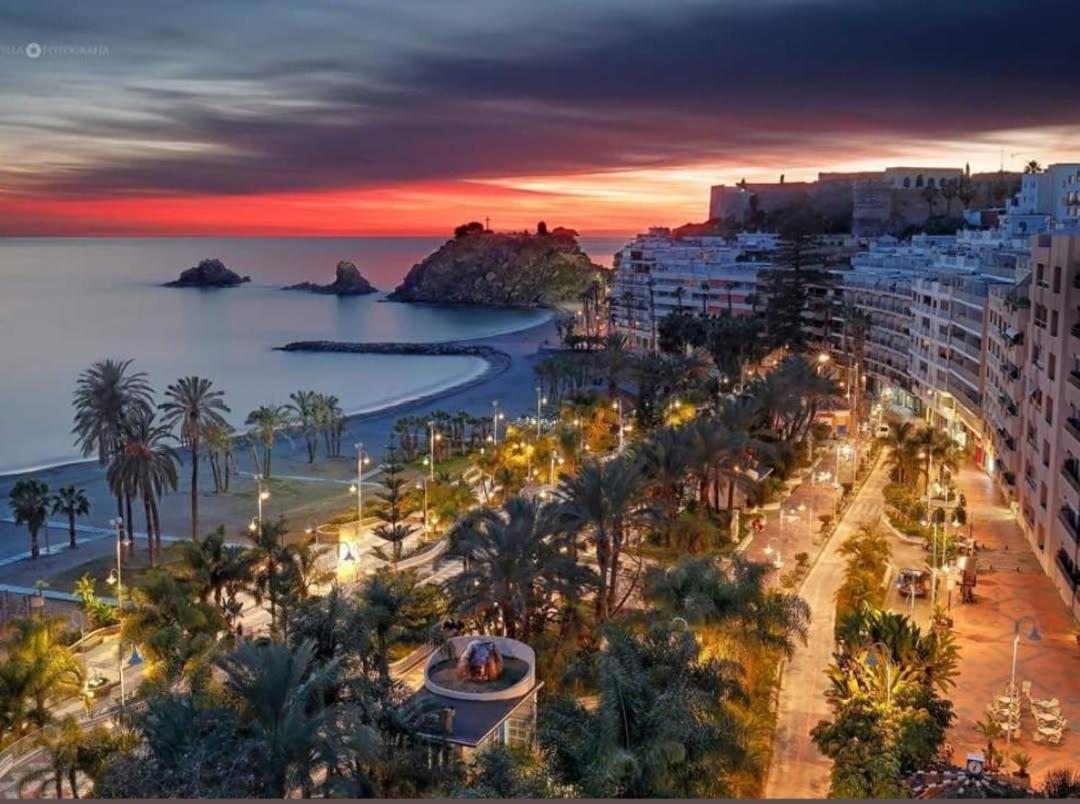 Apartamento Con Encanto Y Preciosas Vistas Junto A La Playa Almuñécar Esterno foto